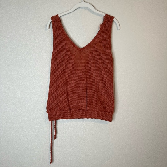 Rust Open Lace Back Tank - Picture 2 of 4